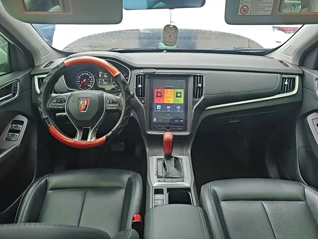 Roewe RX5 — миниатюра 10