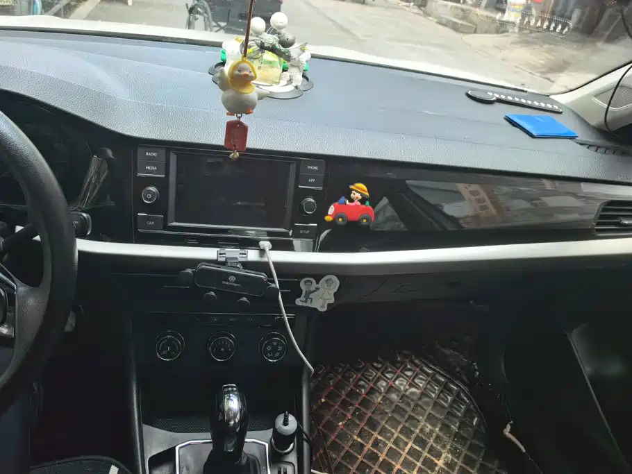 Volkswagen Lavida — миниатюра 13