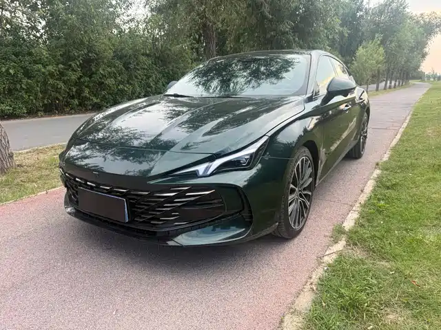 2023 MG MG7