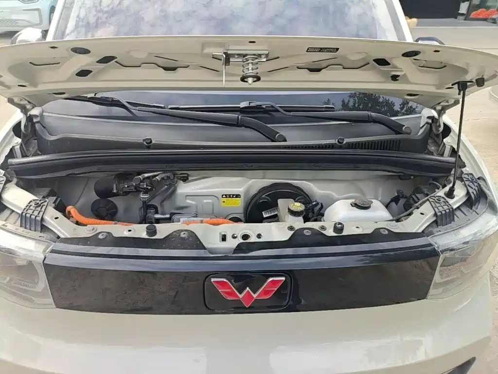 Wuling MINIEV — миниатюра 20