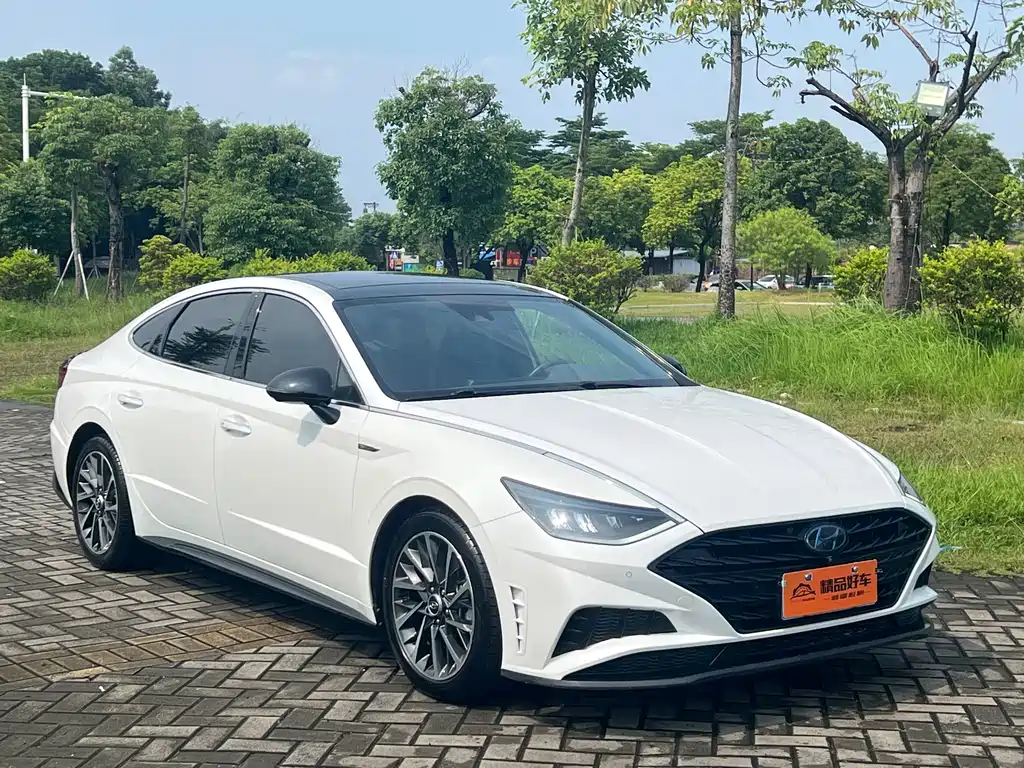 Hyundai Sonata — миниатюра 3
