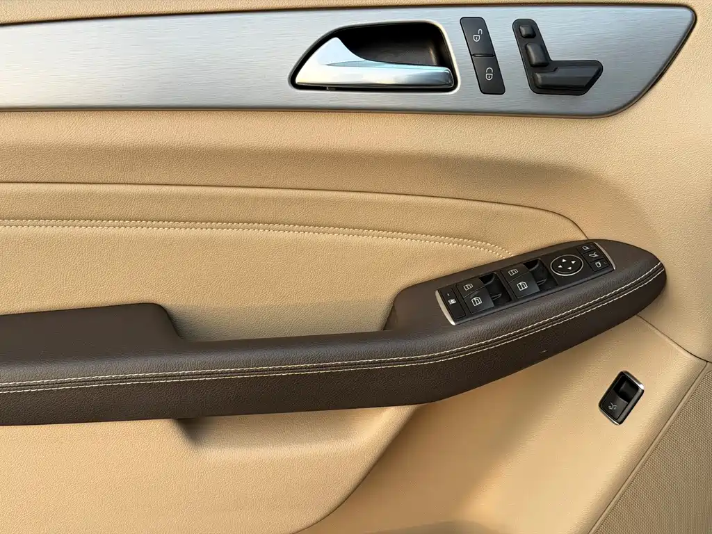 Mercedes-Benz M-Class ML 320 4MATIC, фото 14