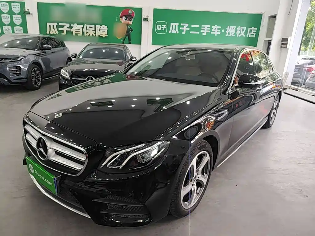 Mercedes-Benz E-Class — миниатюра 2
