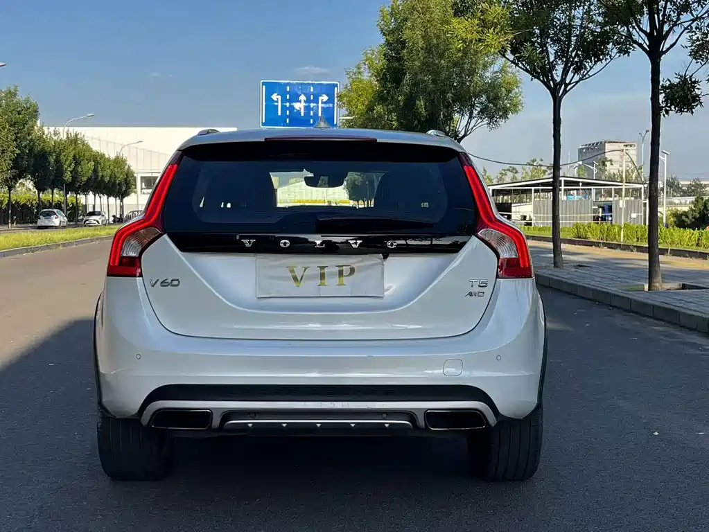 Volvo V60 — миниатюра 4