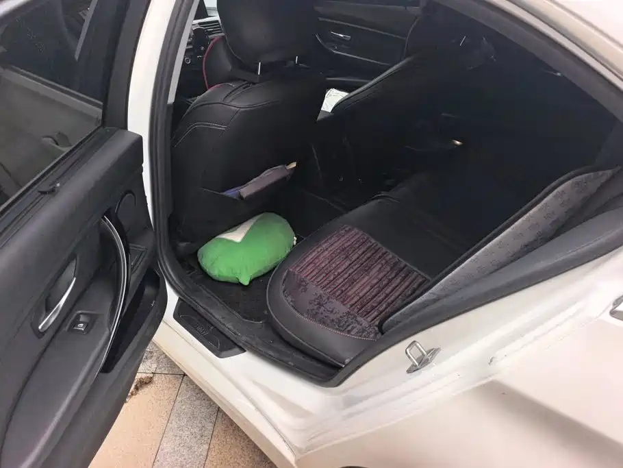 BMW 3 Series — миниатюра 11