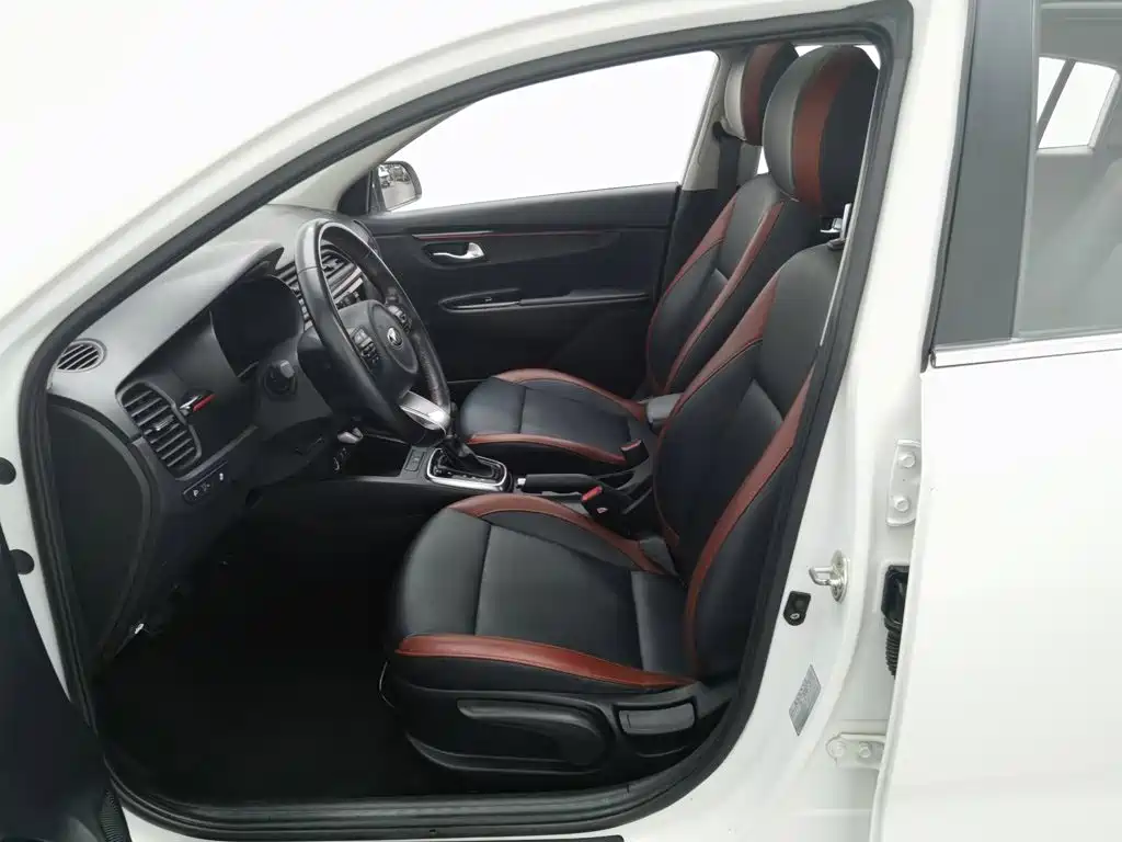 Kia KX Cross — миниатюра 10