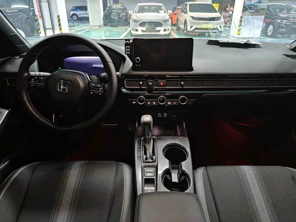 Honda Civic — миниатюра 10
