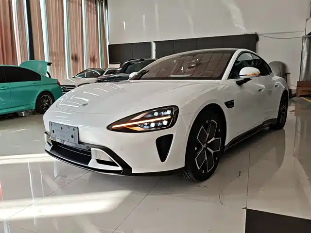 XIAOMI CAR XIAOMI SU7 2025