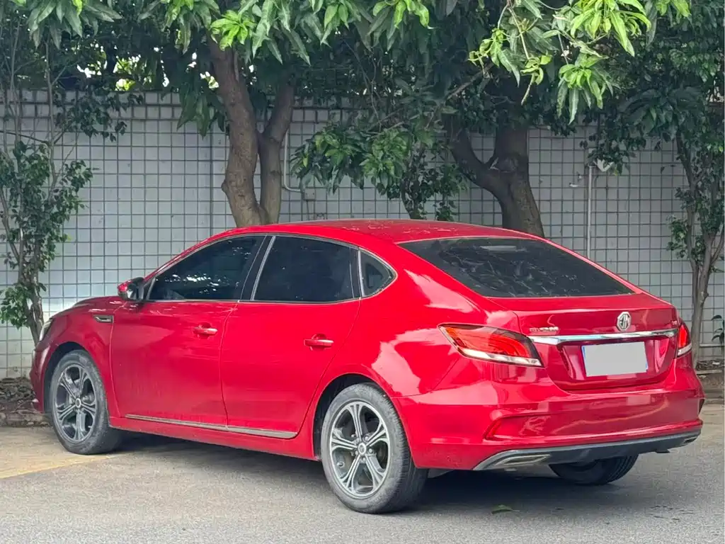 MG MG6 — миниатюра 9