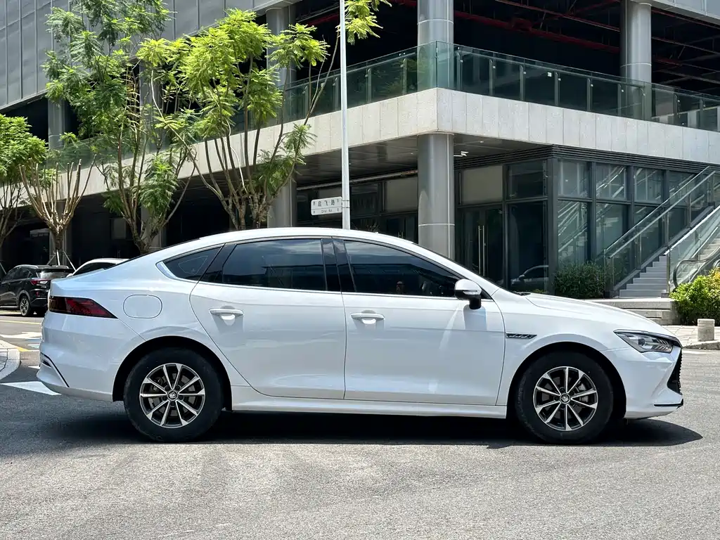 BYD Qin PLUS — миниатюра 7