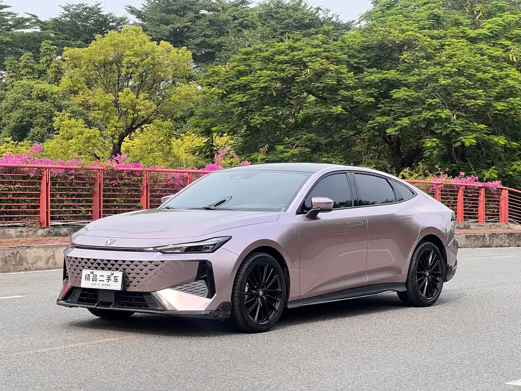 Changan UNI-V