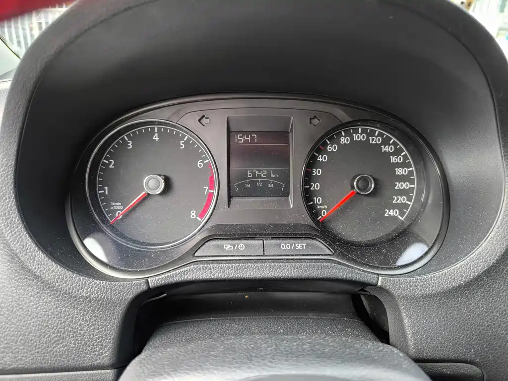 Volkswagen Polo — миниатюра 7