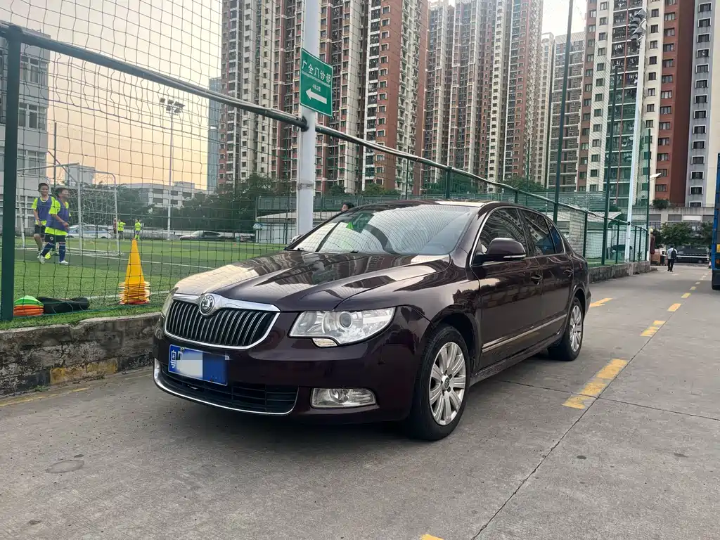 Купить Skoda Superb