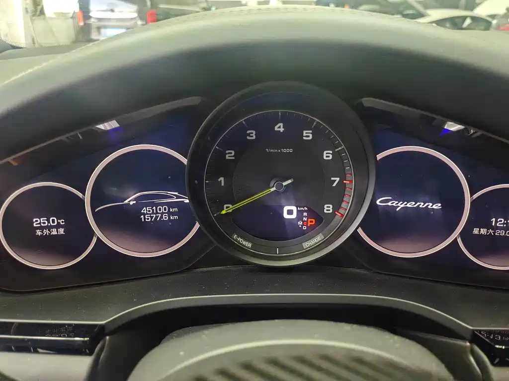 Porsche Cayenne Hybrid — миниатюра 6