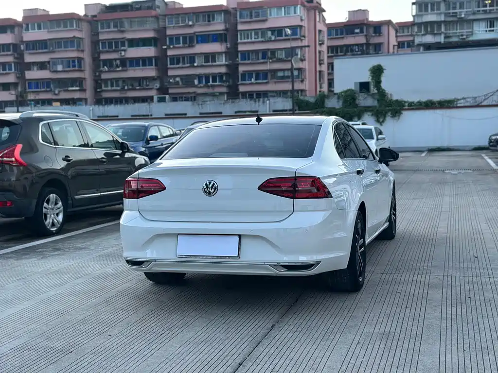 Volkswagen Lamando — миниатюра 9