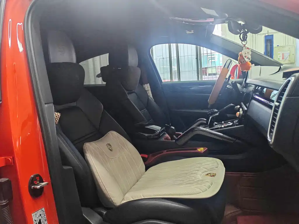 Porsche Cayenne Hybrid — миниатюра 20