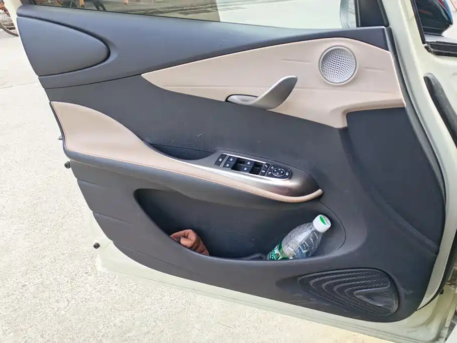 BYD Dolphin — миниатюра 7