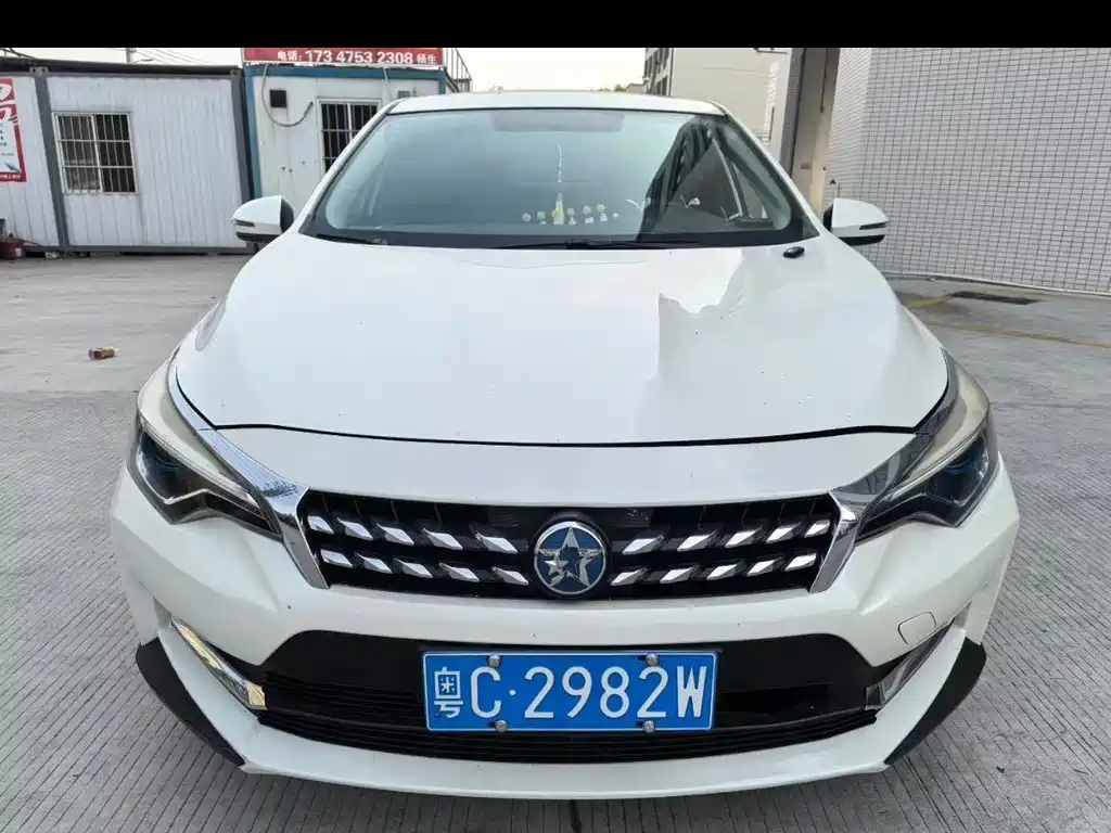 Venucia D60 1.6L CVT Connected Elite Edition, фото 6