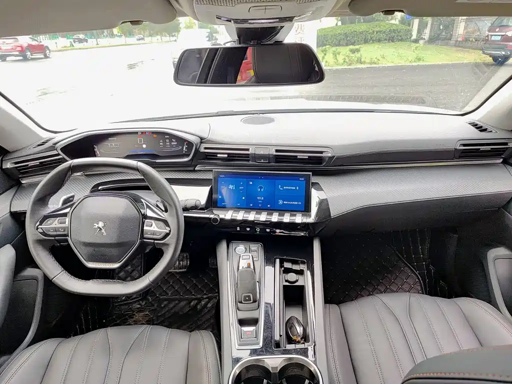 Peugeot 508 — миниатюра 10
