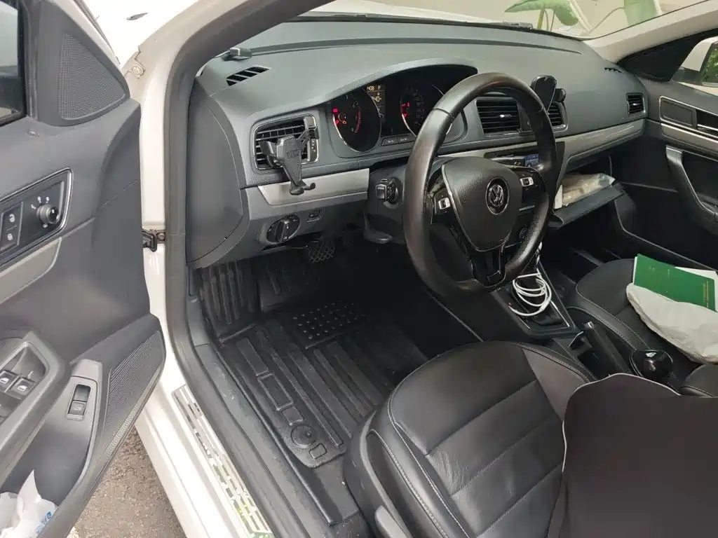 Volkswagen Lavida — миниатюра 17