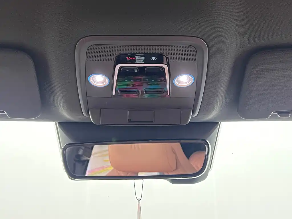 BYD L EV — миниатюра 24