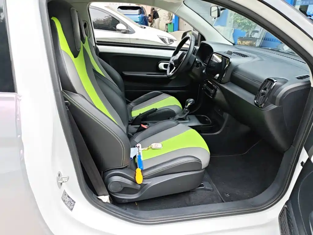 Roewe Clever — миниатюра 25