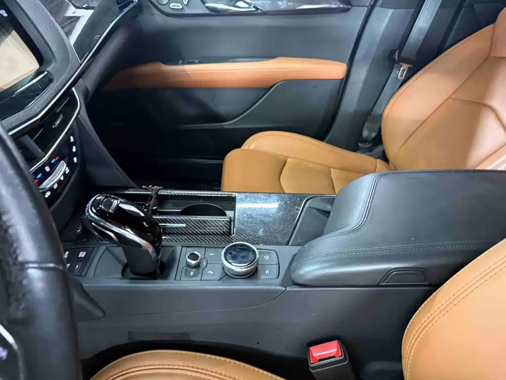 Cadillac CT6 — миниатюра 10