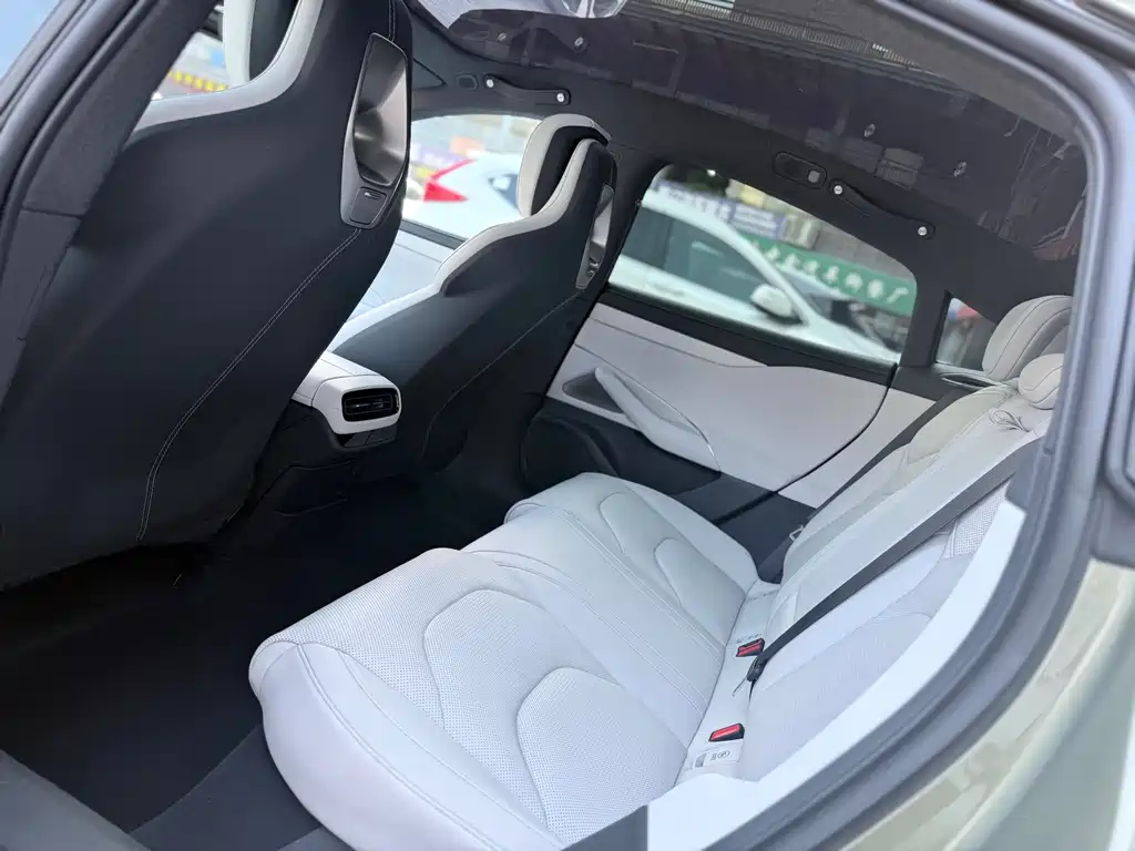 Xiaomi SU7 2024 Smart Drive Pro