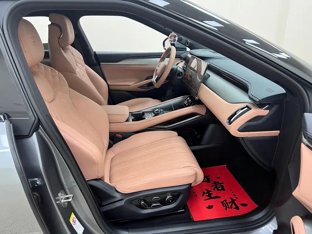 BYD L EV — миниатюра 30