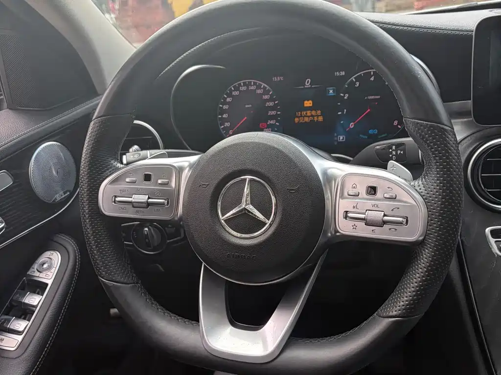 Mercedes-Benz C-Class — миниатюра 7