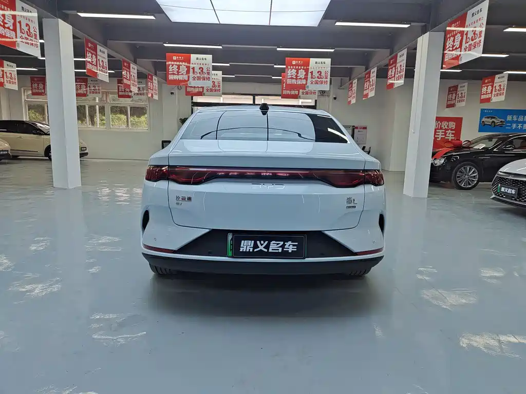 BYD QIN L