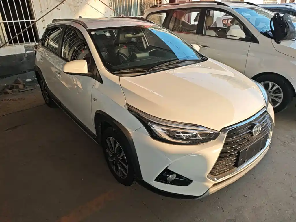 Toyota Yaris L — миниатюра 4