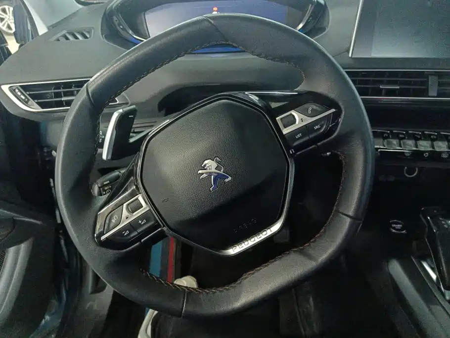 Peugeot 5008 — миниатюра 15