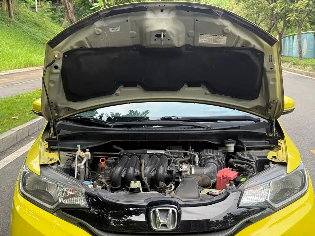 Honda Fit — миниатюра 17