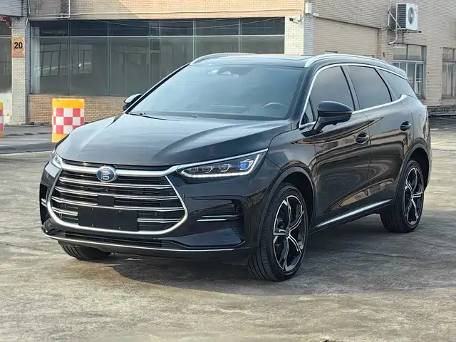 2022 BYD Tang