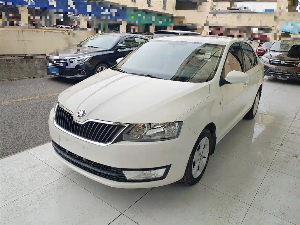 Купить Skoda Rapid