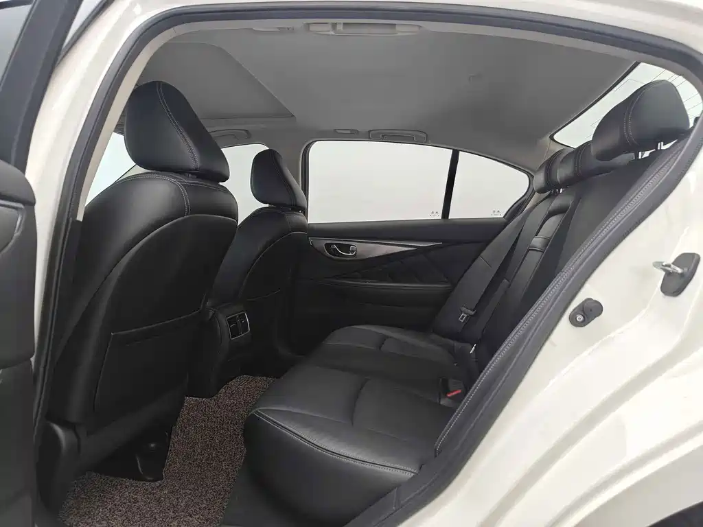 Infiniti Q50L — миниатюра 11