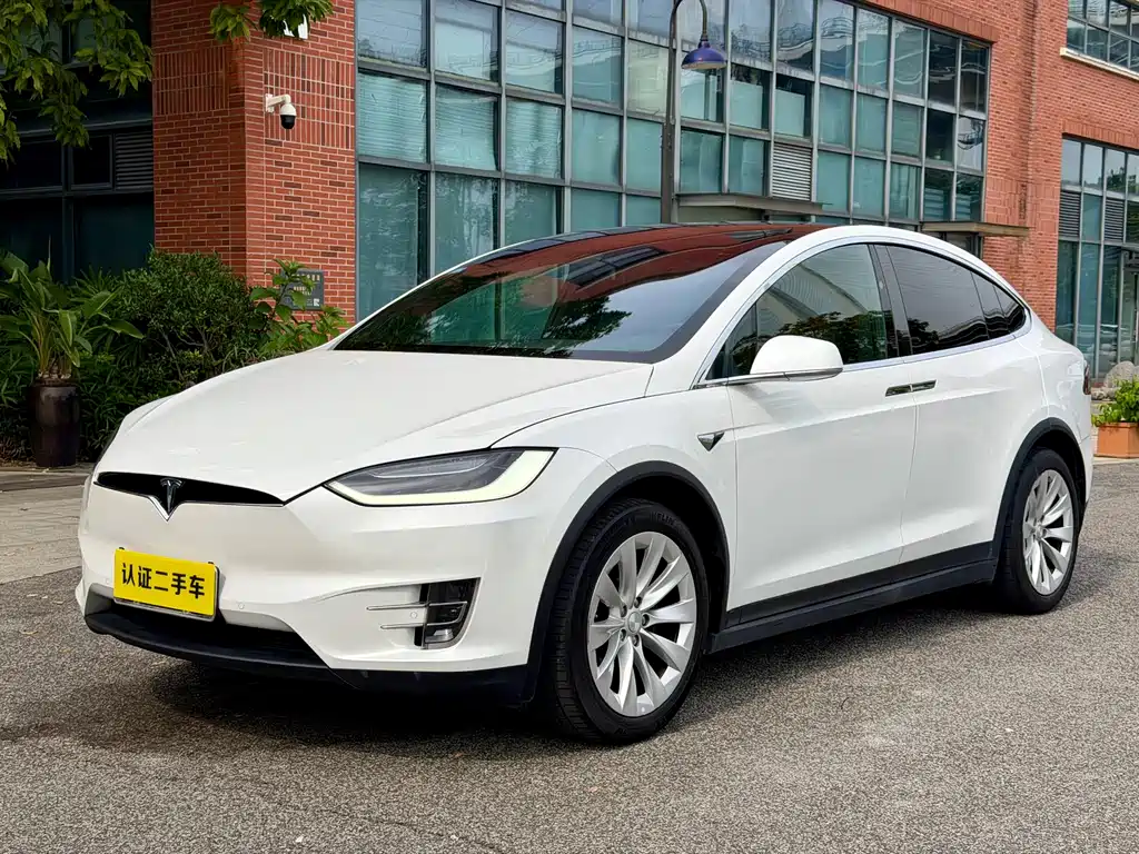Tesla Model X 2017