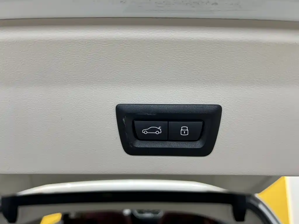BMW X3 — миниатюра 13