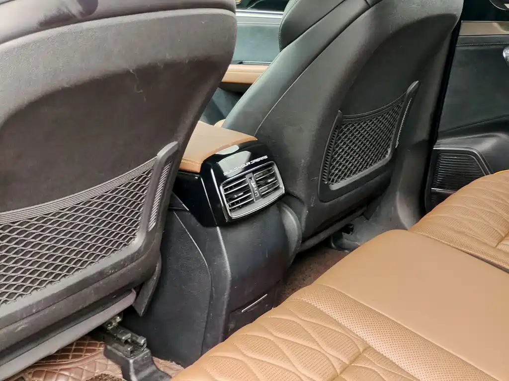 BYD Tang New Energy — миниатюра 9
