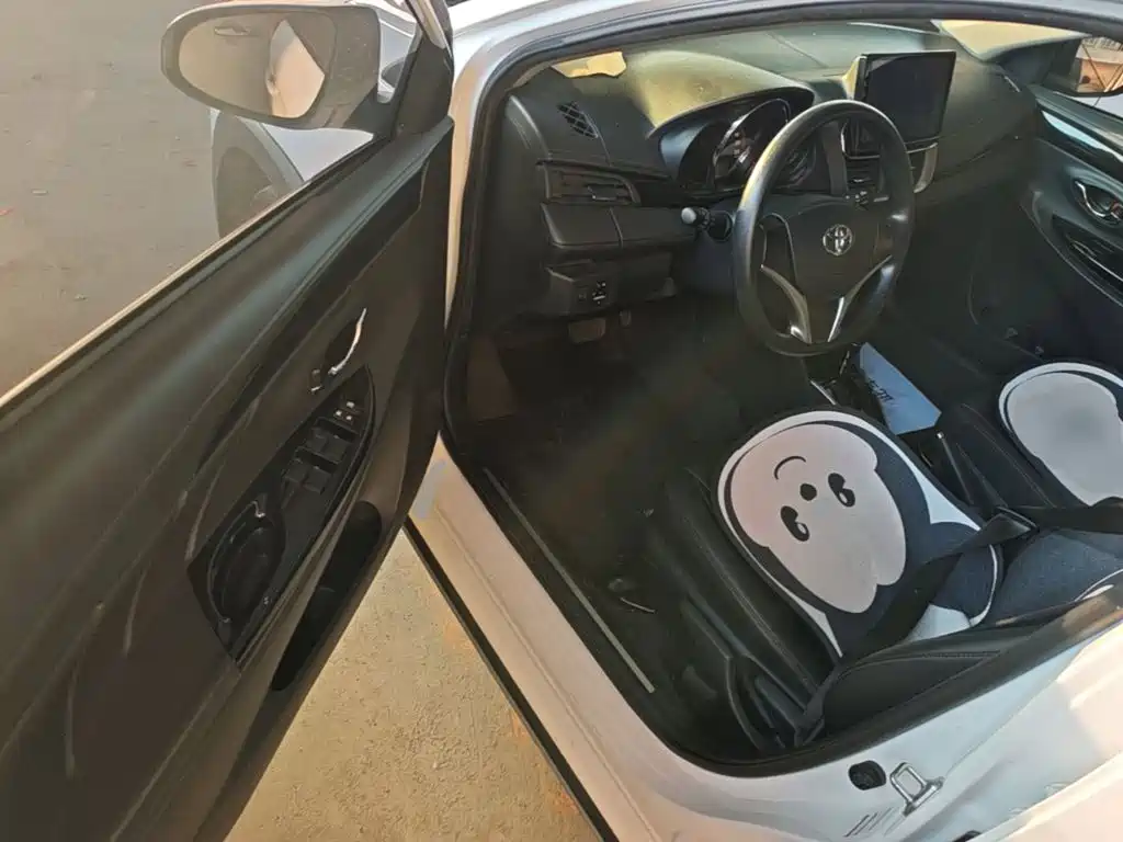 Toyota Yaris L — миниатюра 16