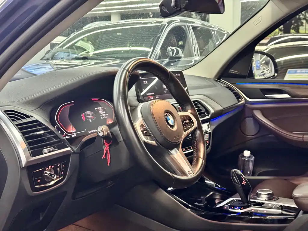 BMW X3 — миниатюра 5
