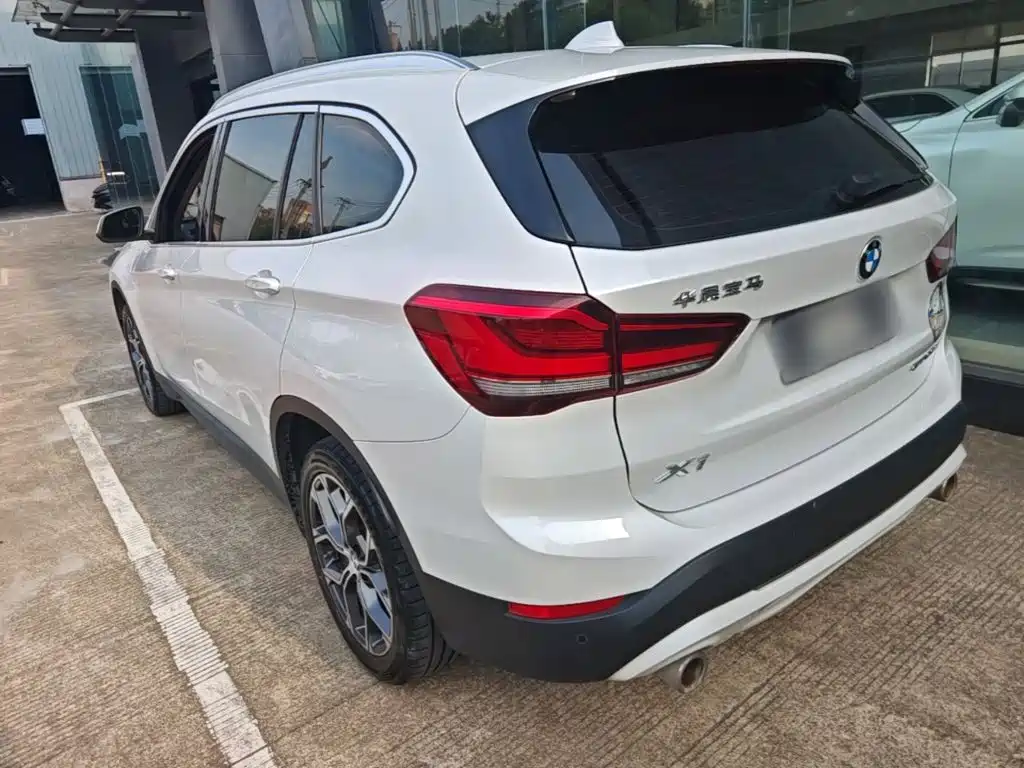 BMW X1 — миниатюра 5