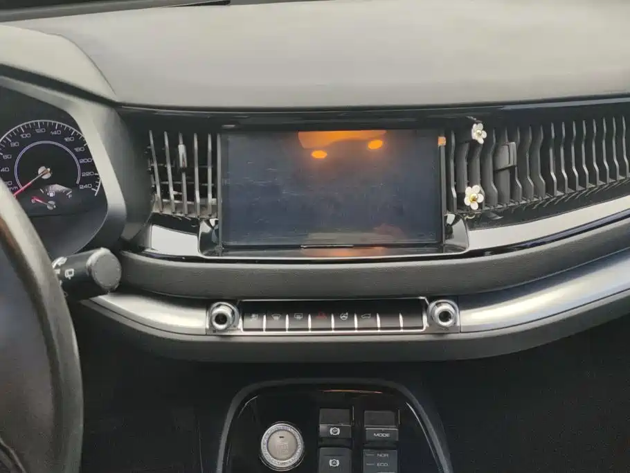 Haval H2s — миниатюра 13