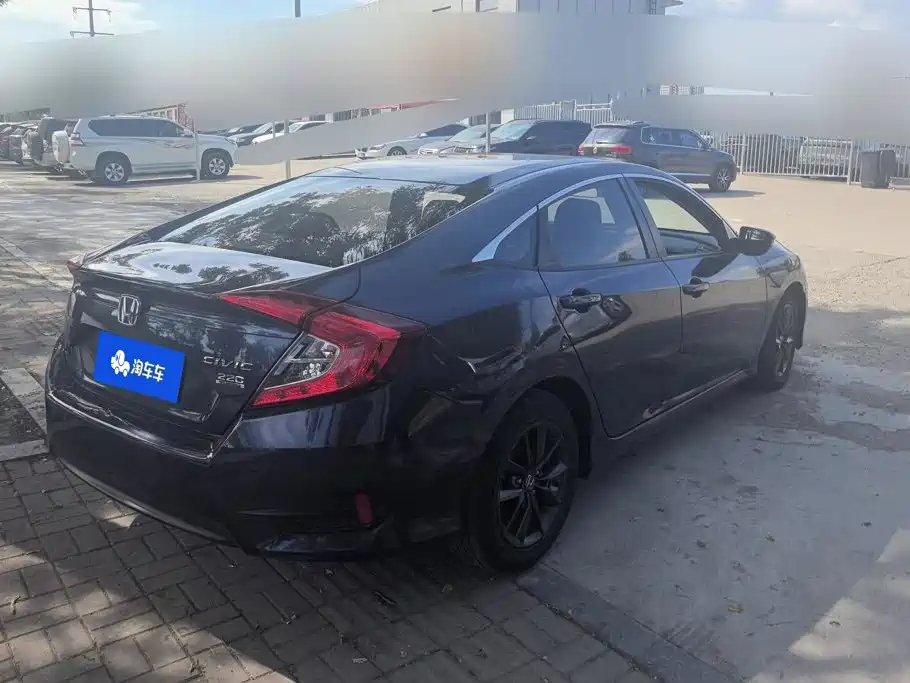 Honda Civic — миниатюра 3