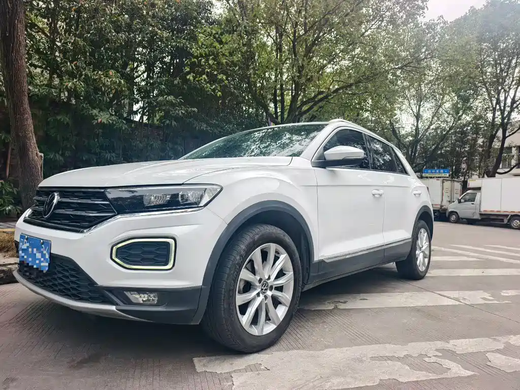 Volkswagen T-Roc 2023
