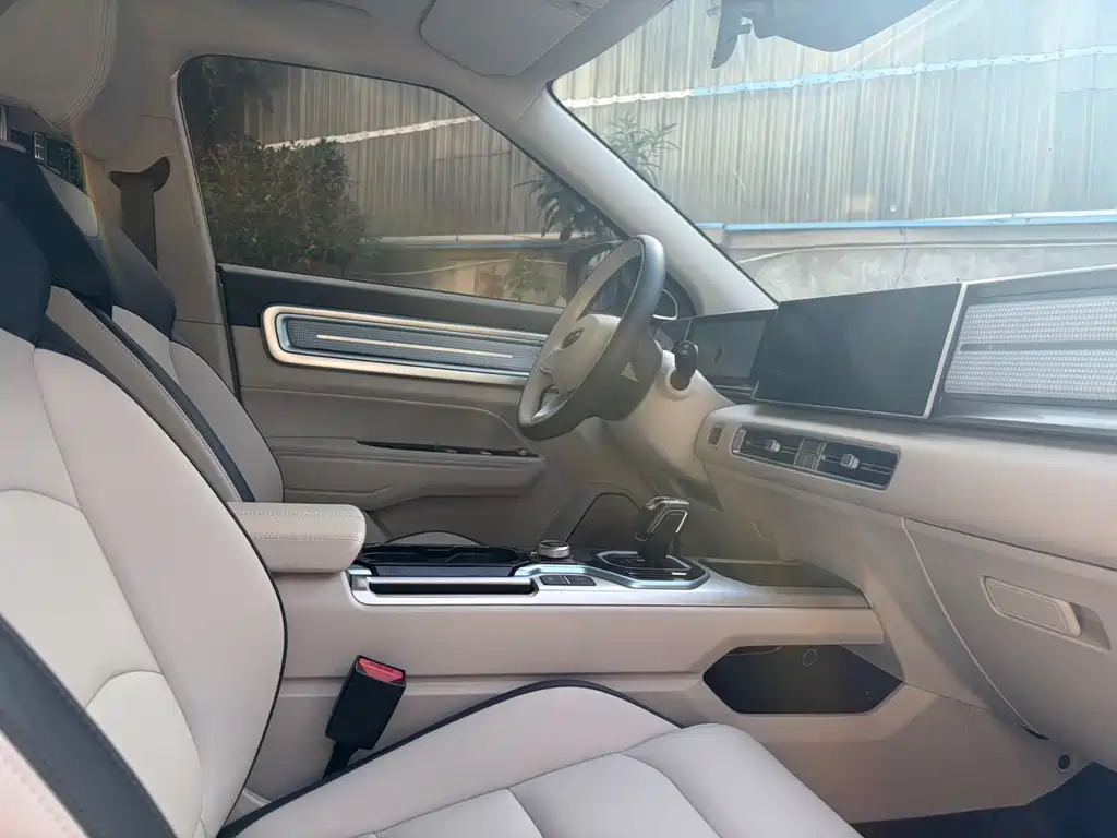 GEELY AUTOMOBILE GEELY ICON