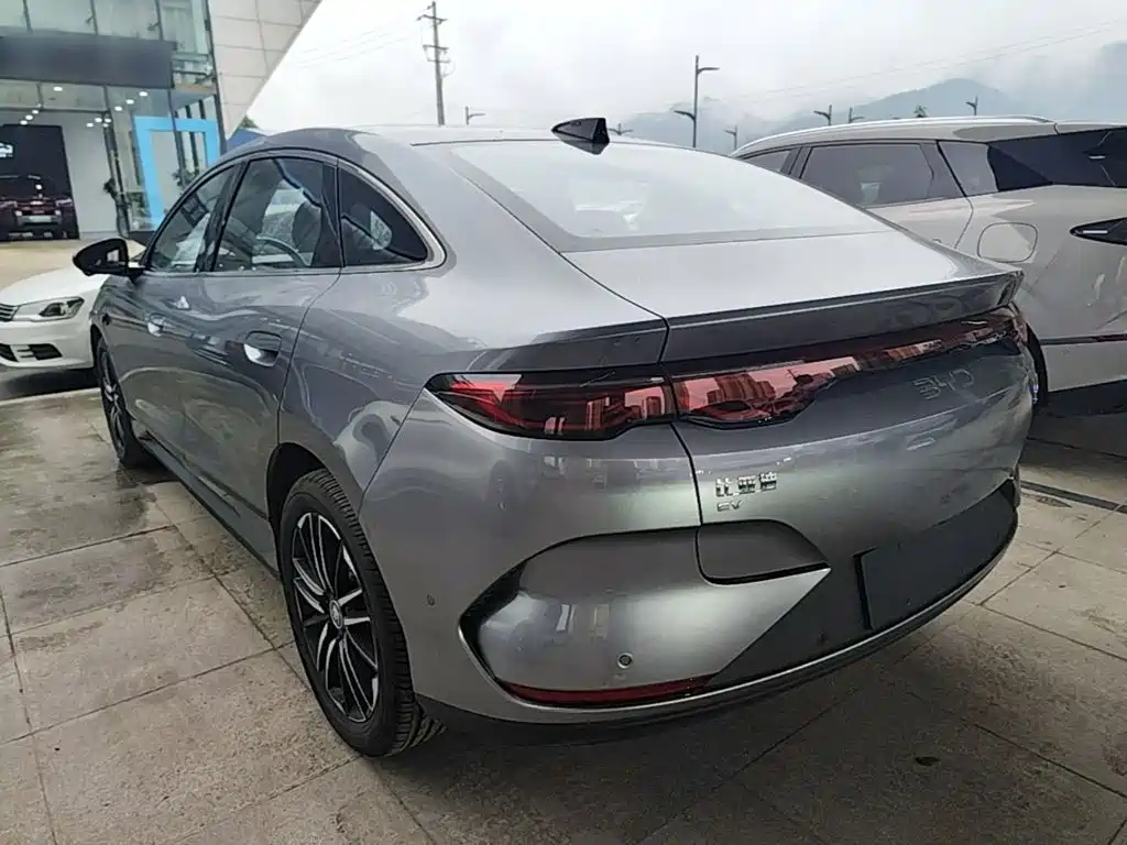 BYD Qin L — миниатюра 5