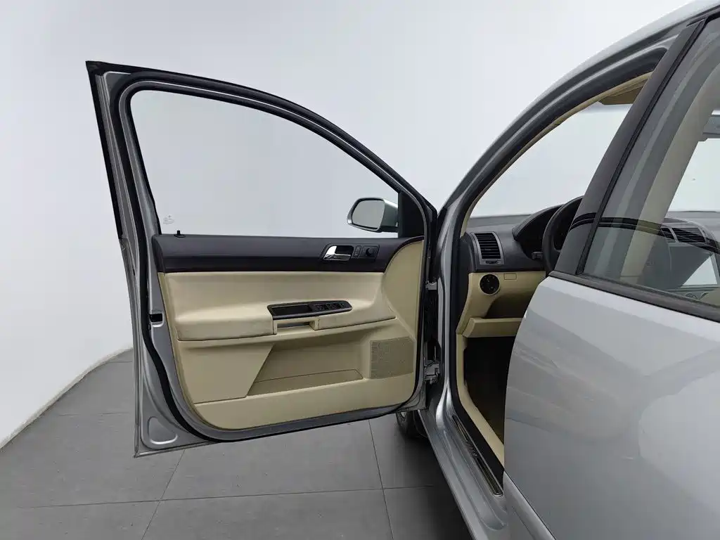 Volkswagen Polo — миниатюра 8