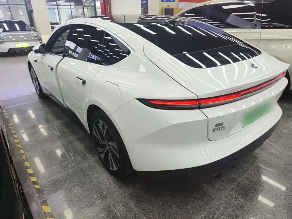 NIO ET5 — миниатюра 5